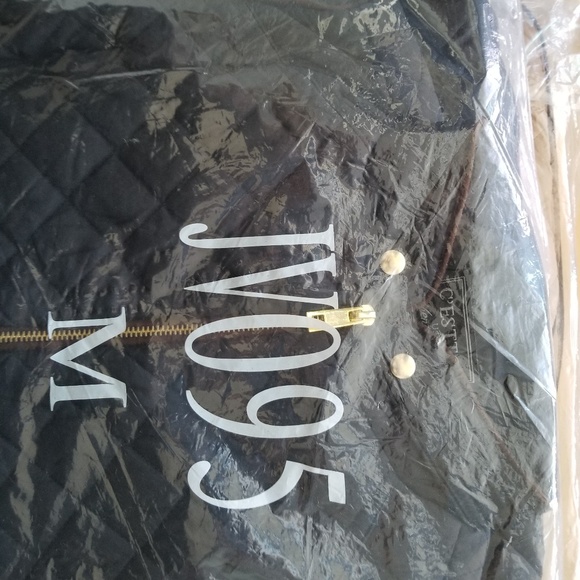 C esttoi worm vest - Picture 7 of 8